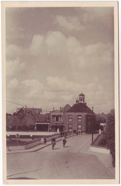 Vechtbrug en Gemeentehuis Ommen